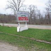 Cascades Motel