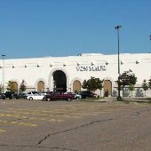 Von Maur Department Store of Livonia