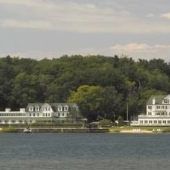 Portage Point Inn