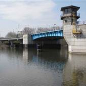 Liberty Bridge