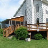 Eaton Rapids Country Home