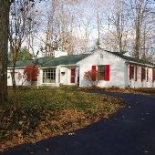 Holt Hideaway