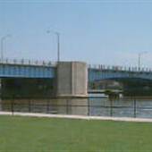 Veterans Memorial Bridge