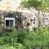 Zenow House