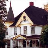 Adrounie House Bed & Breakfast