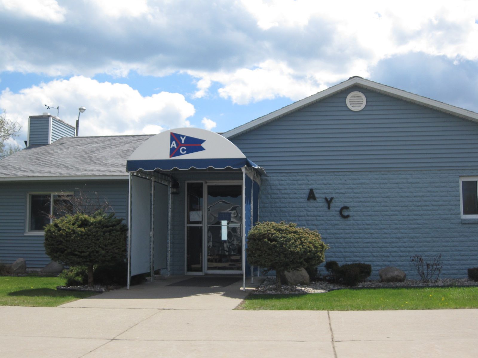 Locations Hub Alpena Yacht Club locations-hub-alpena-yacht-club