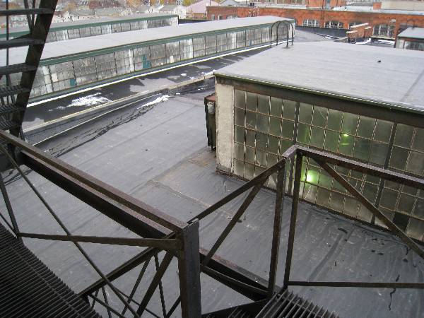 601 Piquette Warehouse