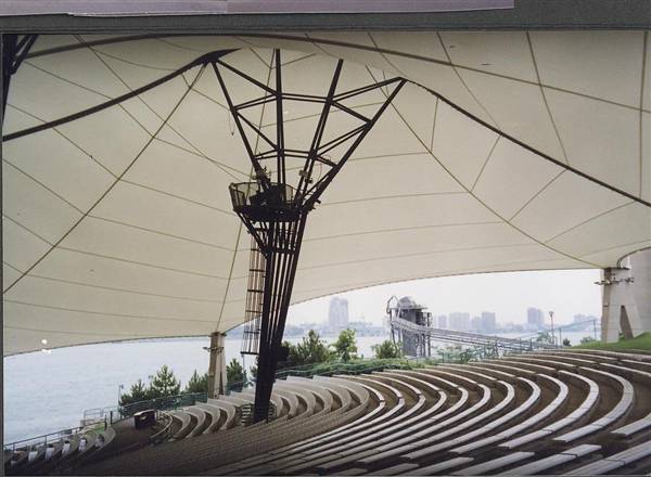 Chene Park  Amphitheater