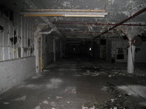 601 Piquette Warehouse